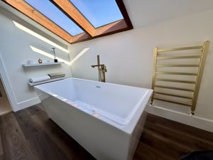Master Suite- click for photo gallery